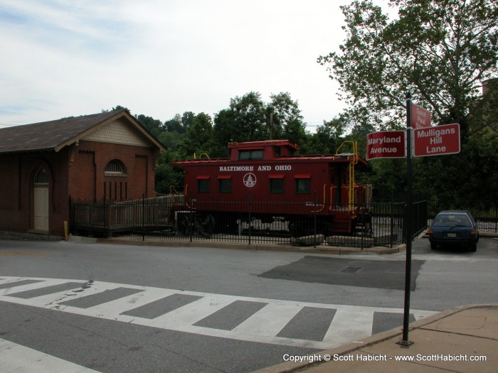 This series of shots was taken in Ellicott City one morning.....