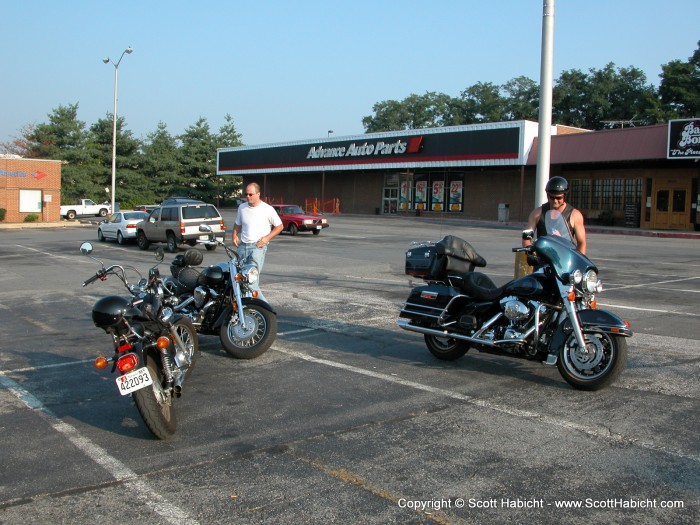 The next day, I met with Ryan and a friend of his to go for a ride.