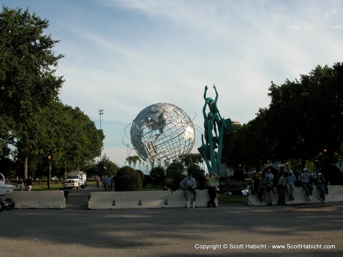 We were early, so we walked around Flushing Meadows and took some pictures.