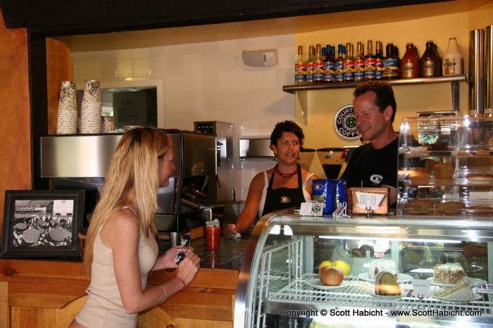 Kelli checks with the local coffee shop to see what celebrities frequent the island....