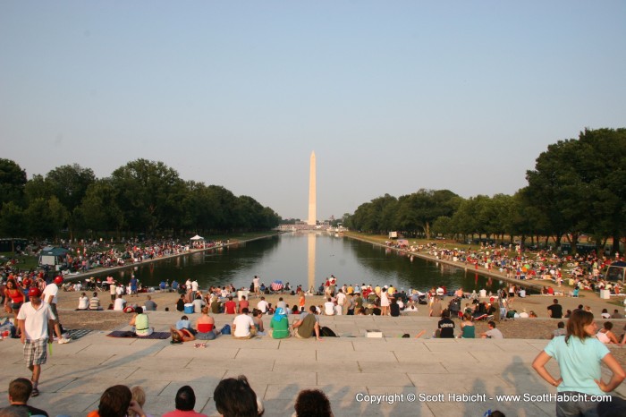 And made our way down to The Mall. Heading into DC on the fourth of July to see G-13, and lots of people were on hand to see the fireworks.