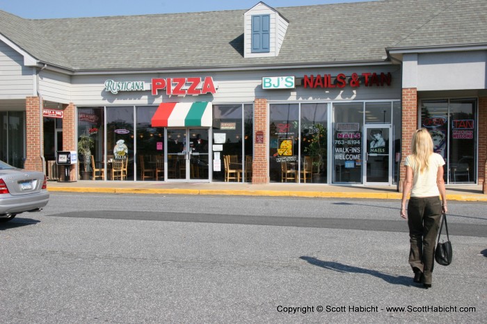 On our way to St. Michaels, MD we stopped for lunch at the "Rusty Oven" Pizzaria.