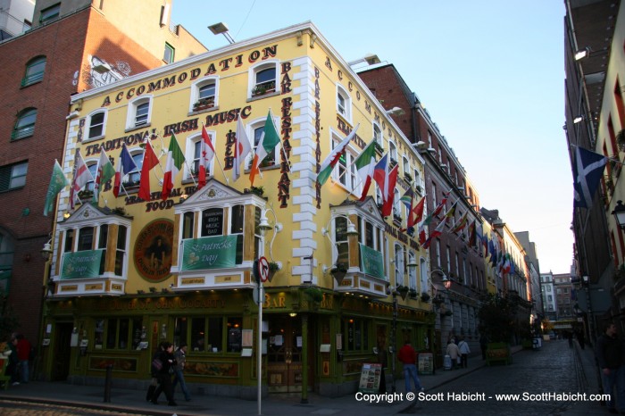 We made our way down to the Temple Bar area of town....