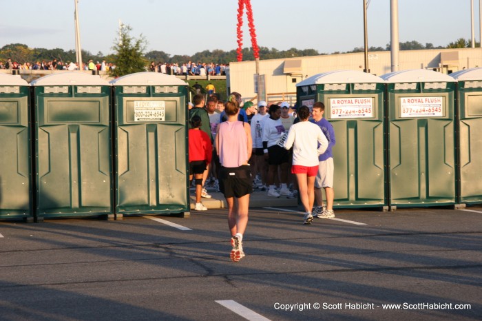 She headed off to the race, and I never saw her again until after she finished, so no other pictures.