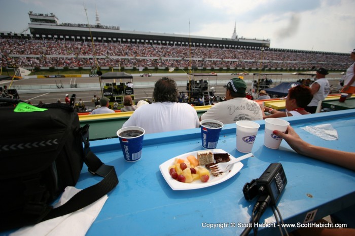 Beer, soda, and food, oh yeah!!!