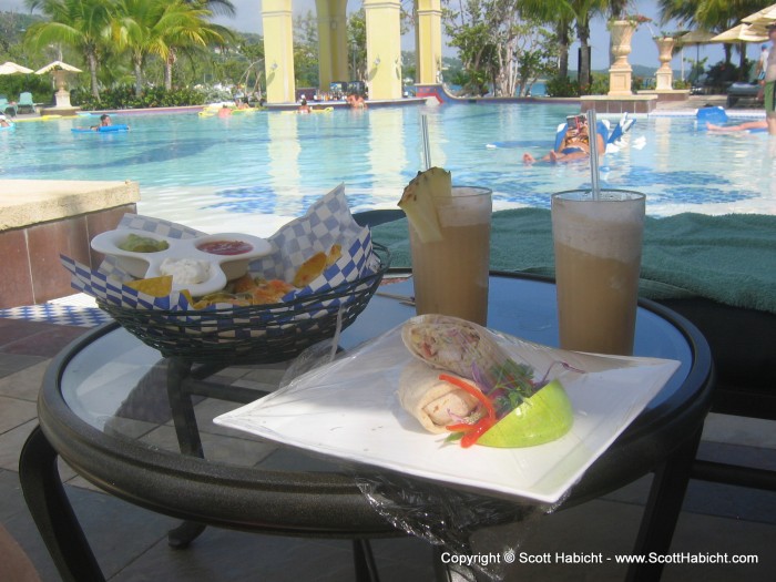 We used the cell phone we were given to call the butlers for some pool side lunch.