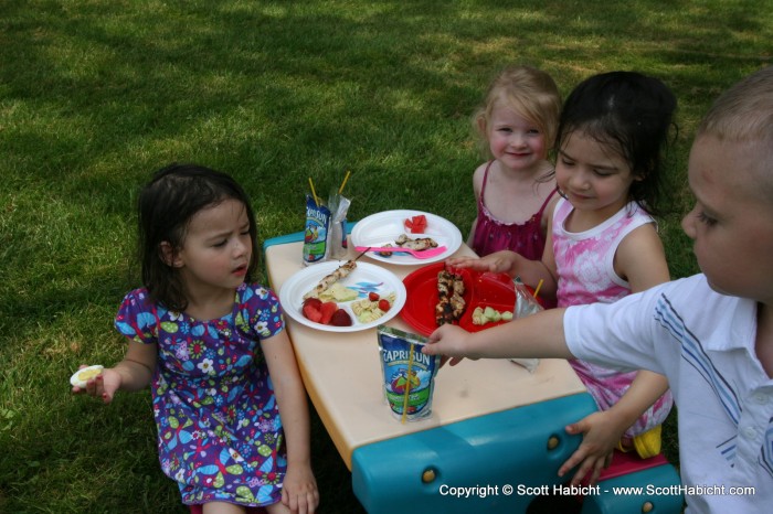 The kiddie table.