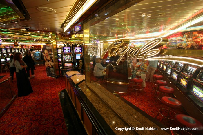 A self tour of the ship, and we found the casino....which we only used once to play the "push the quarters off the edge" game.