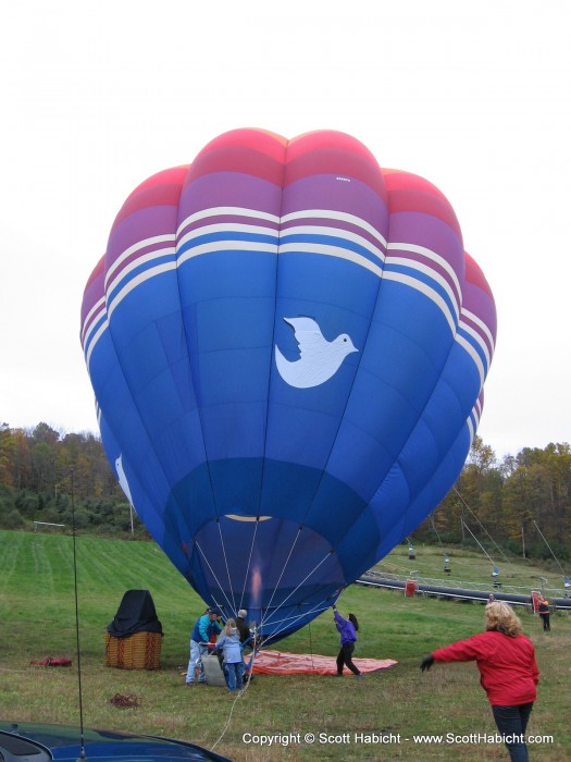 While were relaxing, my parents took a few pictures of the balloon part of the festival.