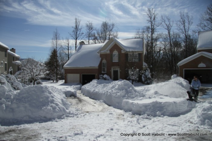 The next morning it was back out to finish shoveling.