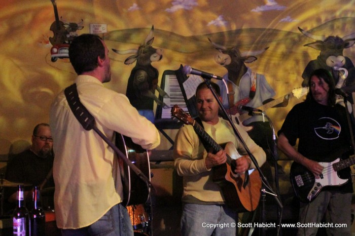 Check out the "The Electric Co. @ The Steer Inn" album for more of those pictures.