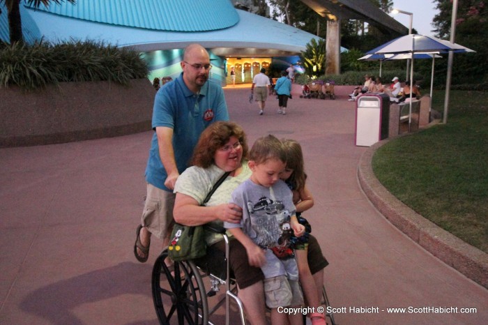 While waiting for us after dinner, everyone decided to walk around....