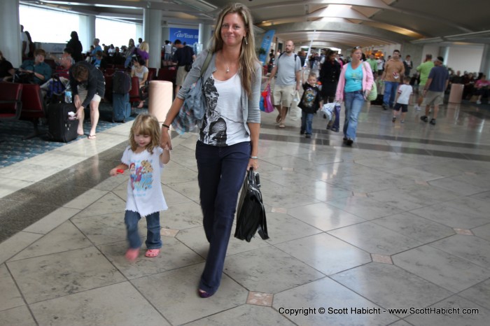 Well, that's the end, and just like the entire trip, Amber and her Aunt Kel are holding hands!!!!