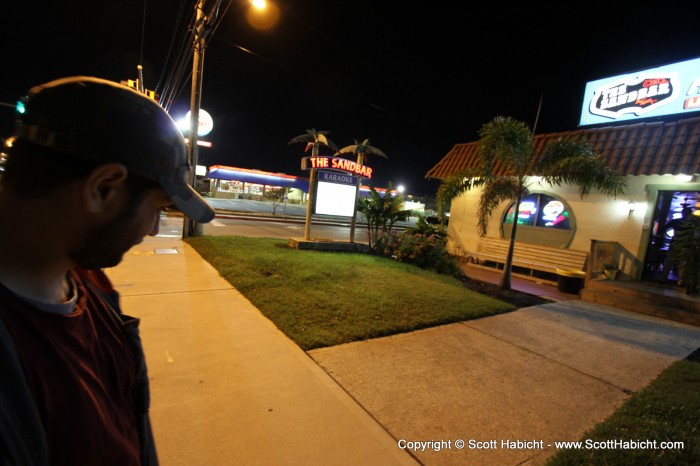 While waiting on the pizza, we crossed another street to have a drink we didn't need.