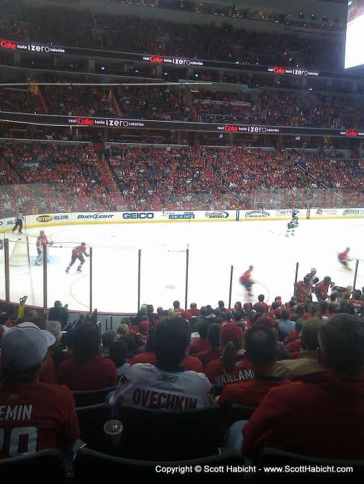 Kelli went to see the Capitals play one night.