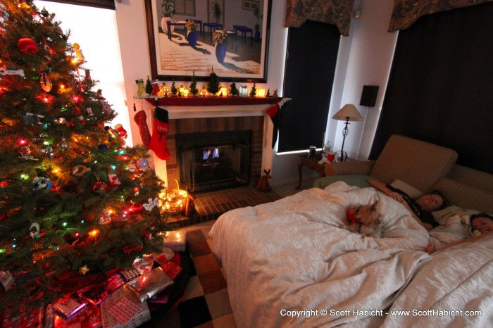 The next morning we enjoyed waking up in front of the Christmas tree.