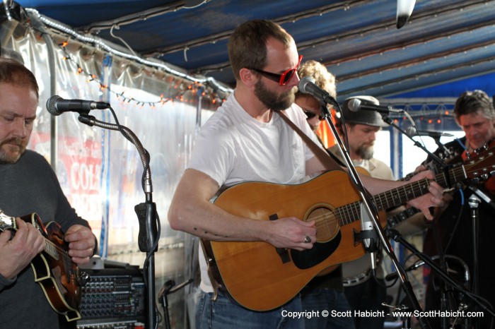 Check out the album "Saltwater String Band @ Harborside - Ocean City, MD" for those pictures.