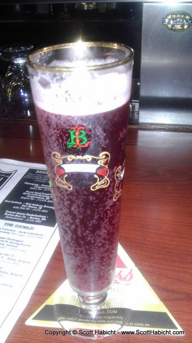 A raspberry beer with sparkle. Yum.