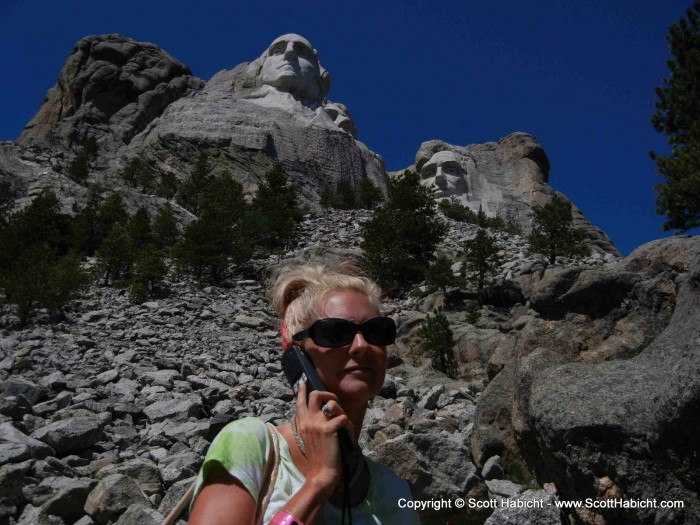 Not one death occurred during the creation of Mt. Rushmore.