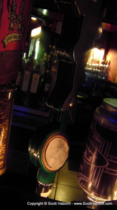 Dogfish Head 120 on tap, a rare thing.