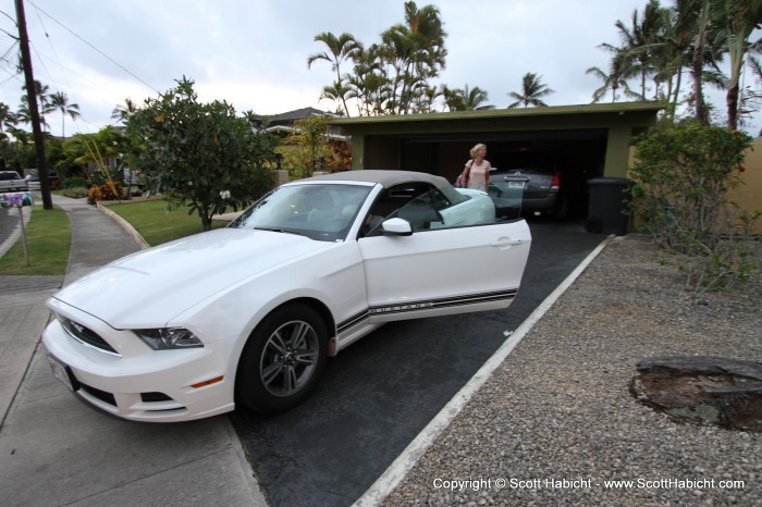 We rented a convertable and headed to our first place, Tee's at Kailua, a bed and breakfast.