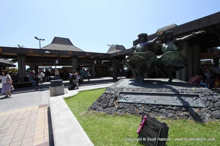 The open-air airport of Kona, Hawaii.