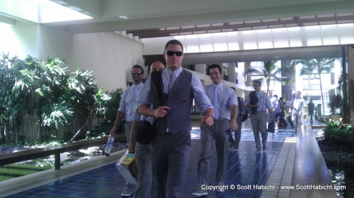 When we got back from our run, Chris and his entourage passed us by on their way to the wedding location.