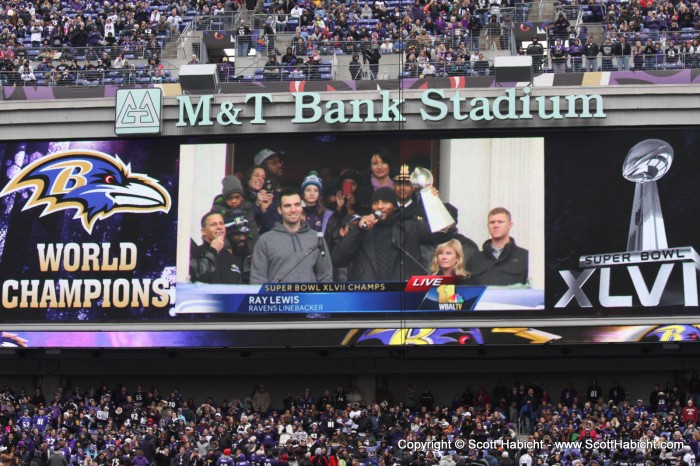 After a brief speech at City Hall the Ravens started the parade to the stadium.