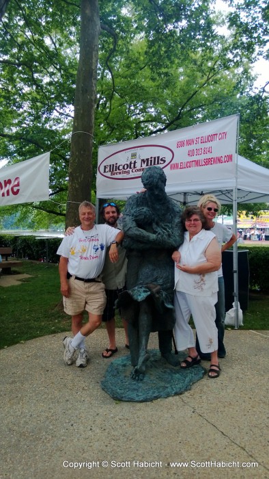 After Father's Day brunch we headed to the lakefront to pour beer for EMBC at the Columbia Arts Festival.