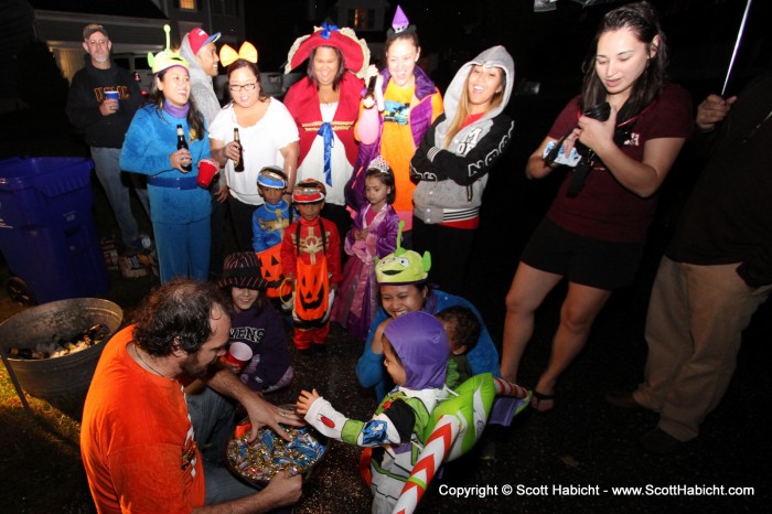 And I had fun showing the youngest ones how to grab a handful of candy.