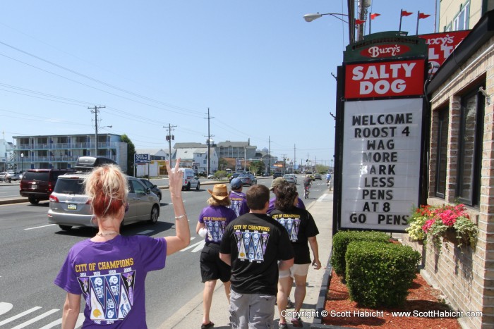 And then off for some drinks at Buxy's Salty Dog. Make sure to check out the back of the shirts.