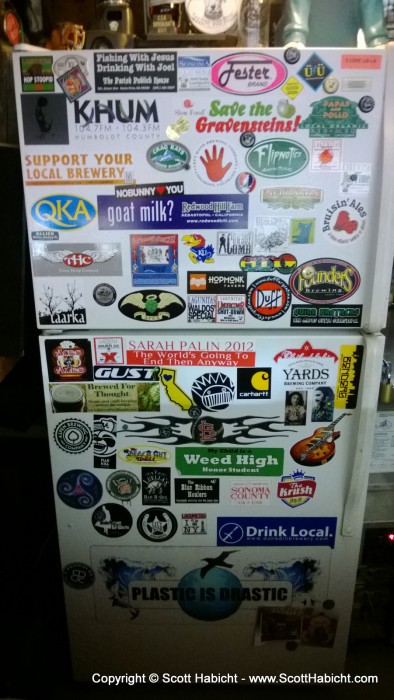 Lots of cool stickers on the fridge. I should have brought an IndependentBeers.com sticker.