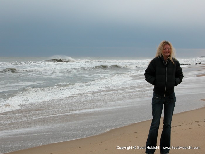 Afterwards, Kelli and I went for a walk on the beach.