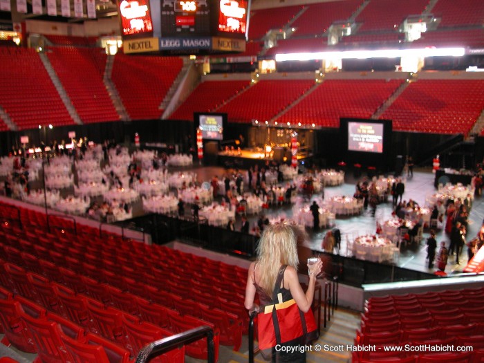 After the silent auction, it was time for dinner and the live auction.