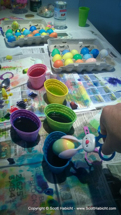 The next morning I stopped by Tom and Lori's to dye Easter eggs with Ava.