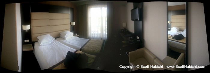 My room was a decent size...