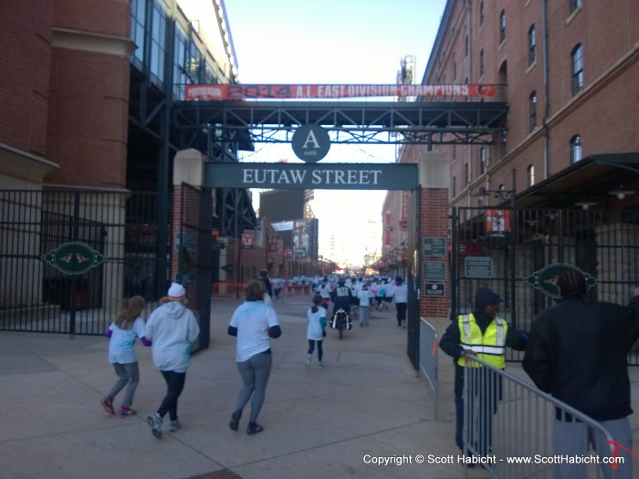 The run wound between M&T Bank Stadium and Orioles Park at Camden Yards.