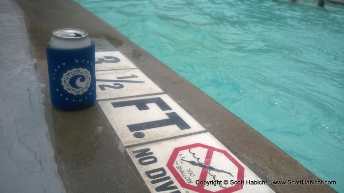 After the bike ride, it was back to the pool for some beer...