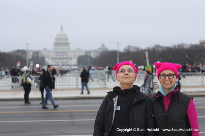 Lots of people were wearing thier pussy hats.