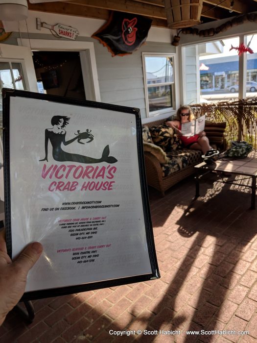 From there we checked out a new restauratnt, Victoria's Crab House.