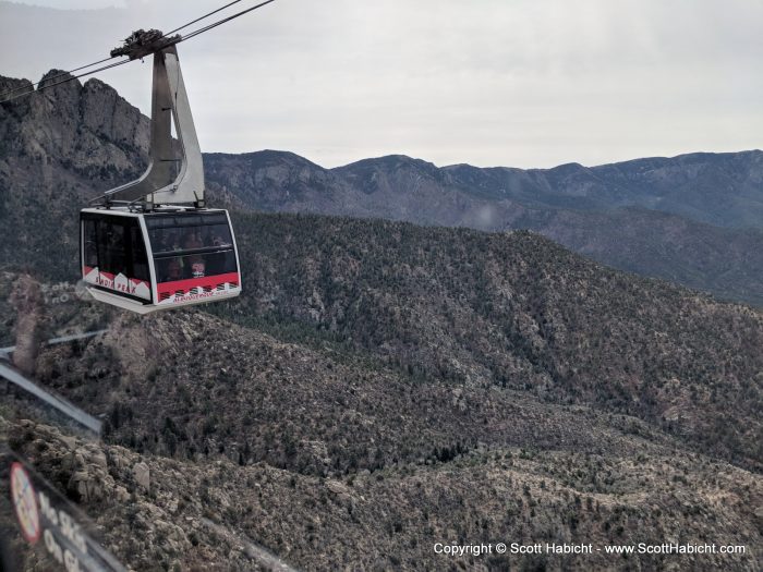 Passing the downhill tram on the way.